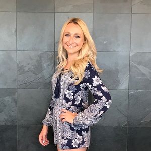Meet your Posher, Dana